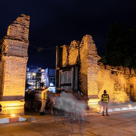 Sleep Mai Thapae Chiang Mai Old City Lifestyle Hotel Εξωτερικό φωτογραφία